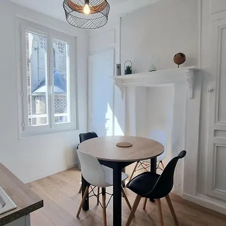Chez K&d T2 Proche Gare Apartman